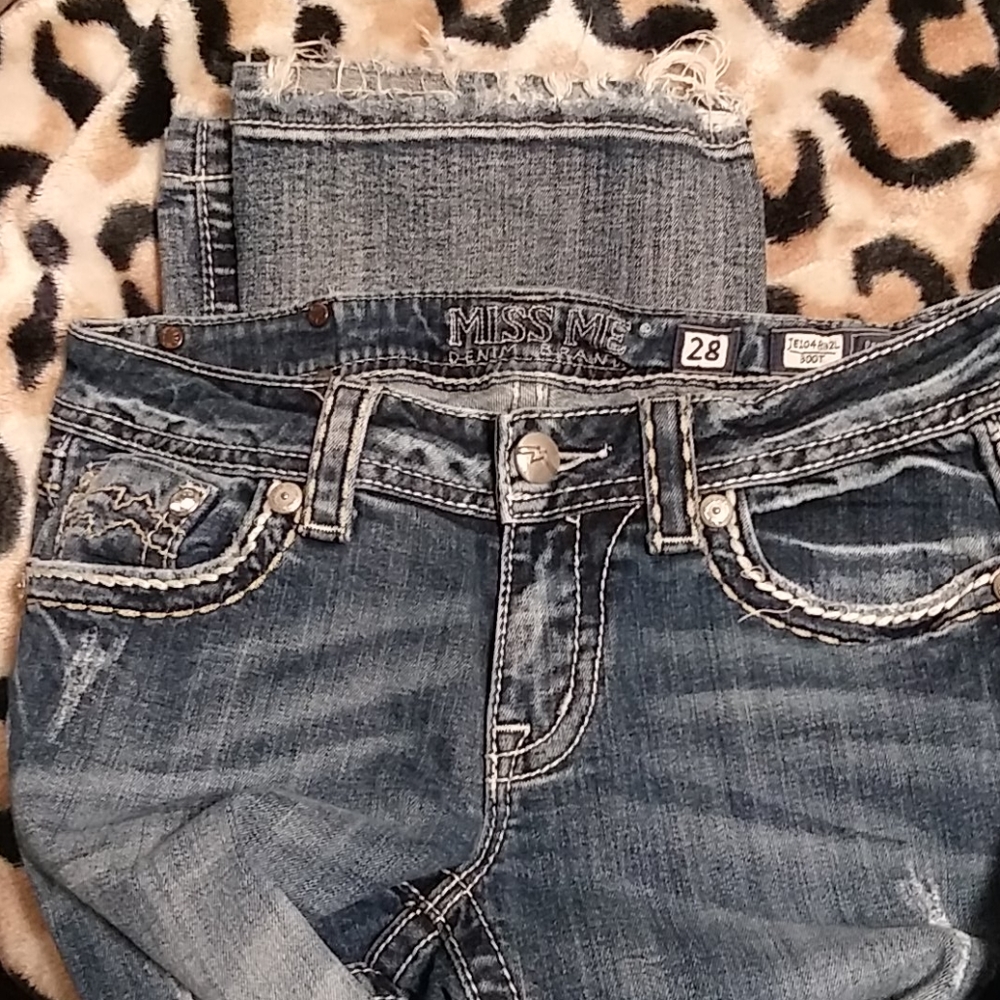 Boot cut miss me jeans like new